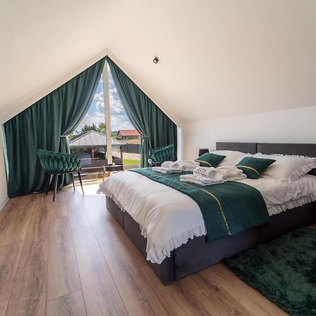 Village Resort Sauna & Jacuzzi & Netflix Tworkowa 외부 사진