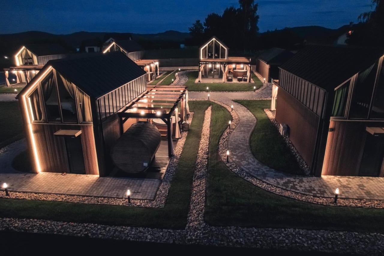 Village Resort Sauna & Jacuzzi & Netflix Tworkowa 외부 사진