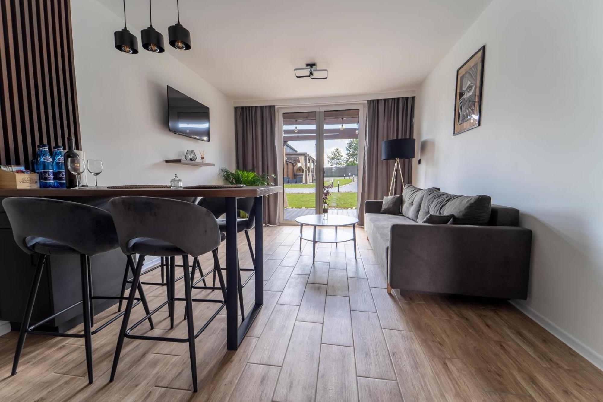 Village Resort Sauna & Jacuzzi & Netflix Tworkowa 외부 사진