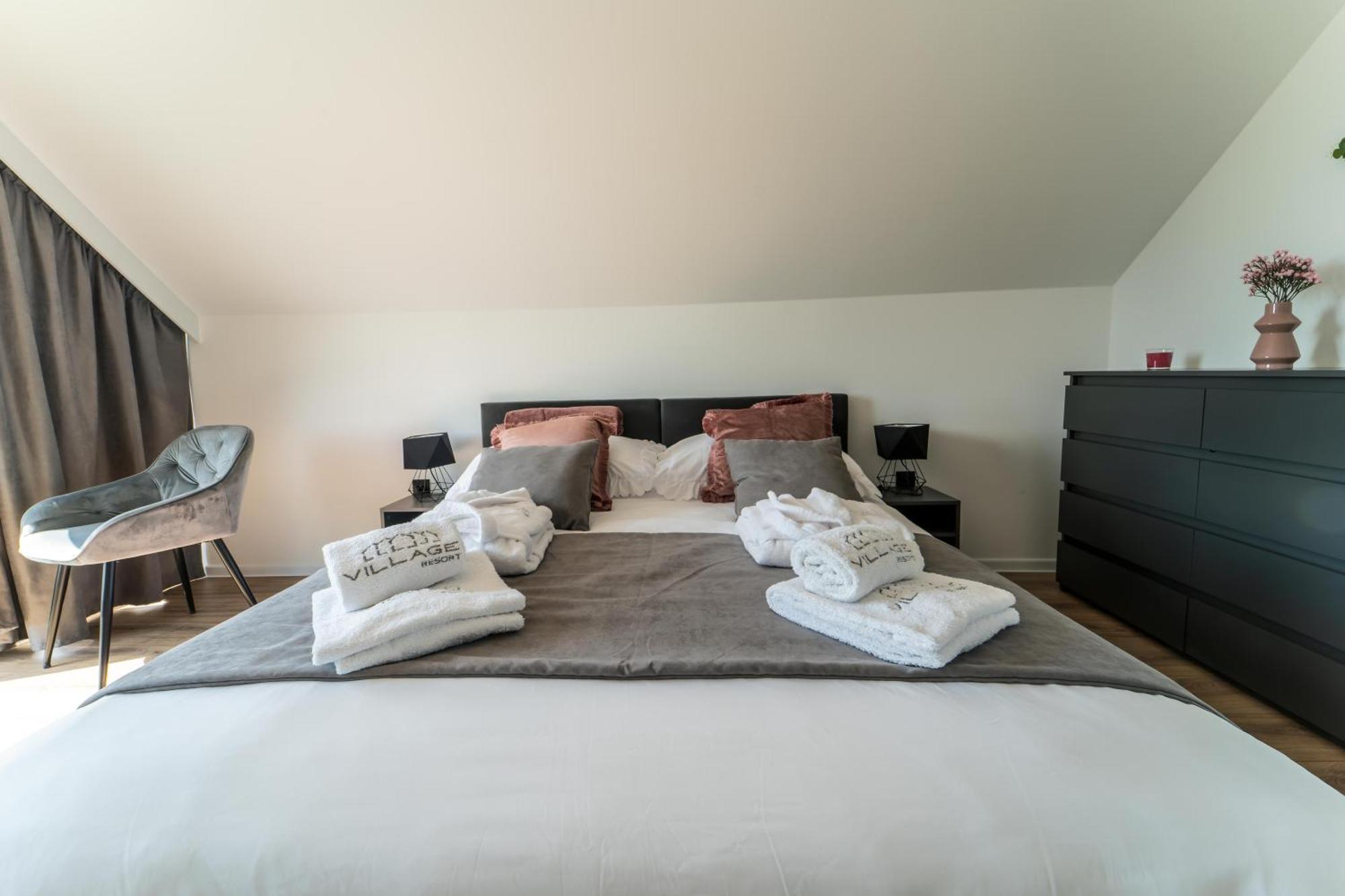 Village Resort Sauna & Jacuzzi & Netflix Tworkowa 객실 사진