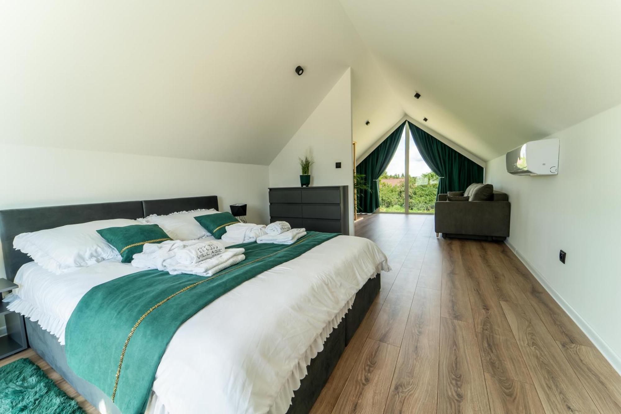 Village Resort Sauna & Jacuzzi & Netflix Tworkowa 객실 사진